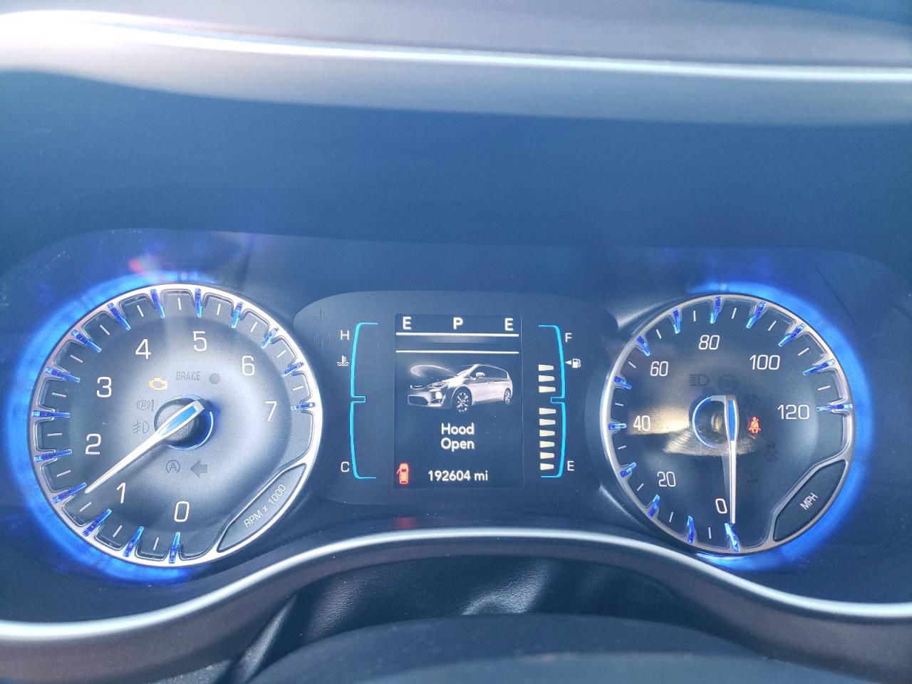 2017 Chrysler Pacifica Touring L VIN: 2C4RC1BG1HR523110 Lot: 91139745