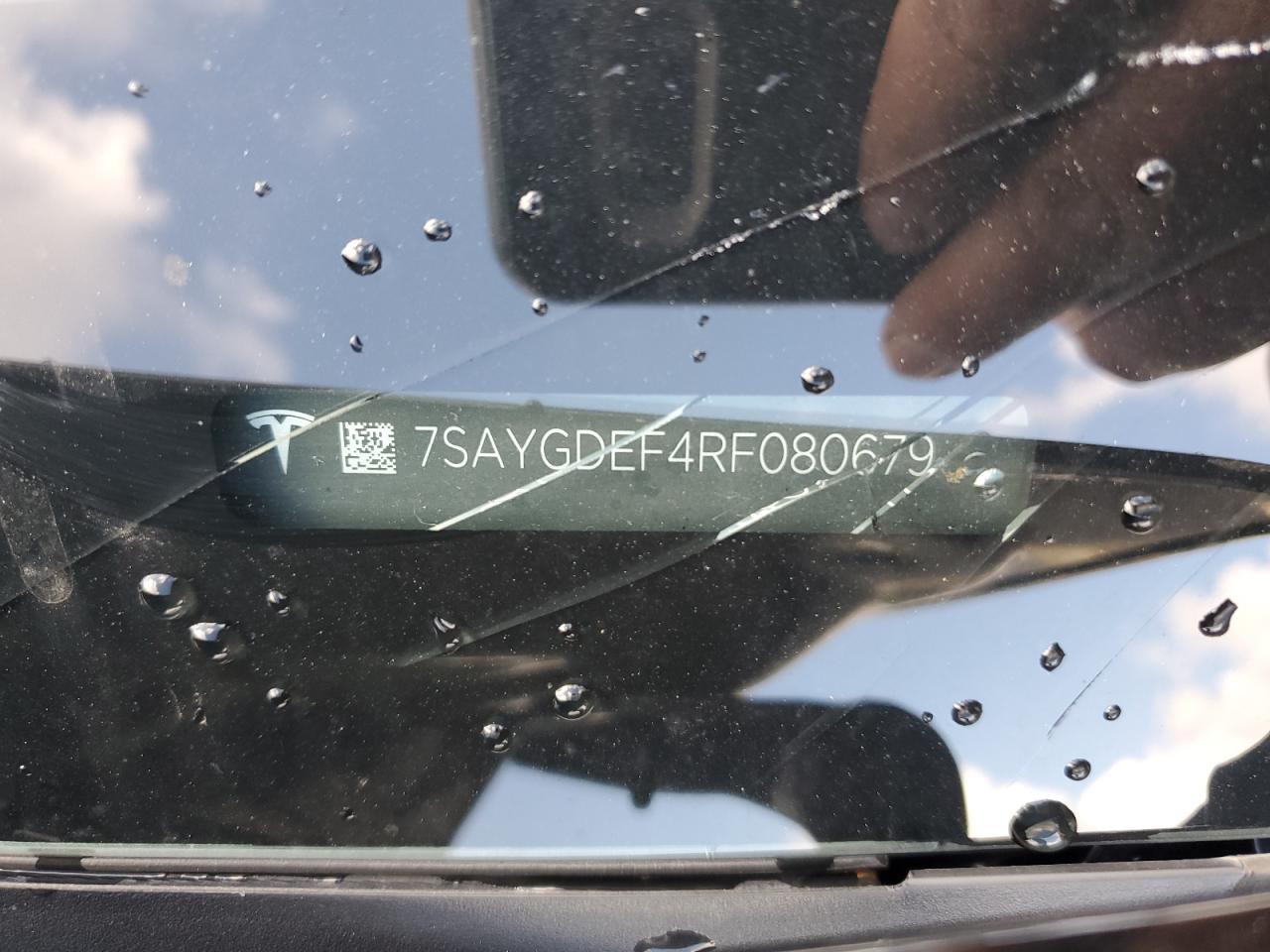 2024 Tesla Model Y VIN: 7SAYGDEF4RF080679 Lot: 93456215