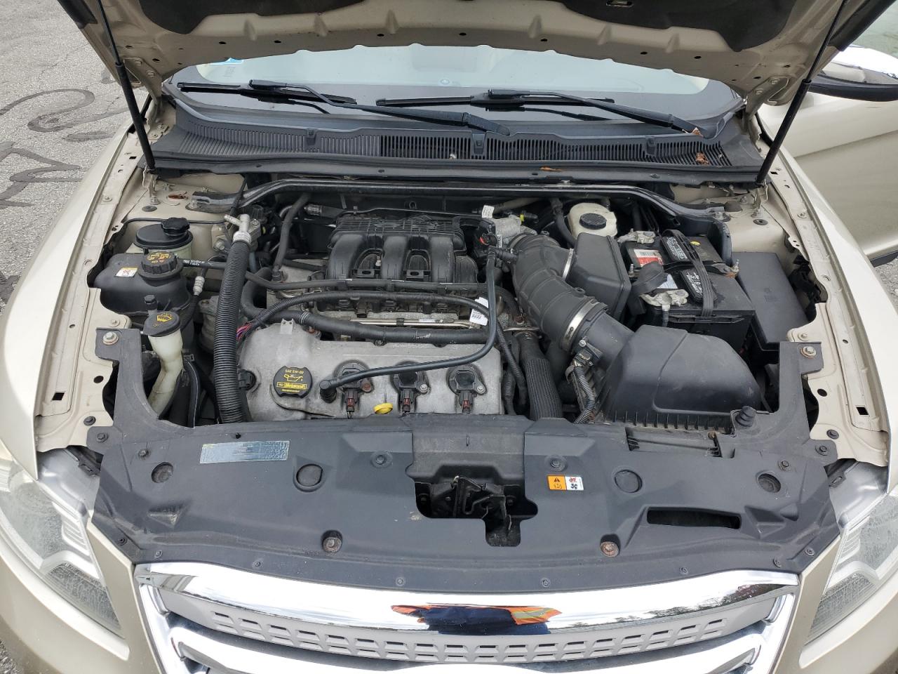 2011 Ford Taurus Limited VIN: 1FAHP2FW1BG130309 Lot: 92248435