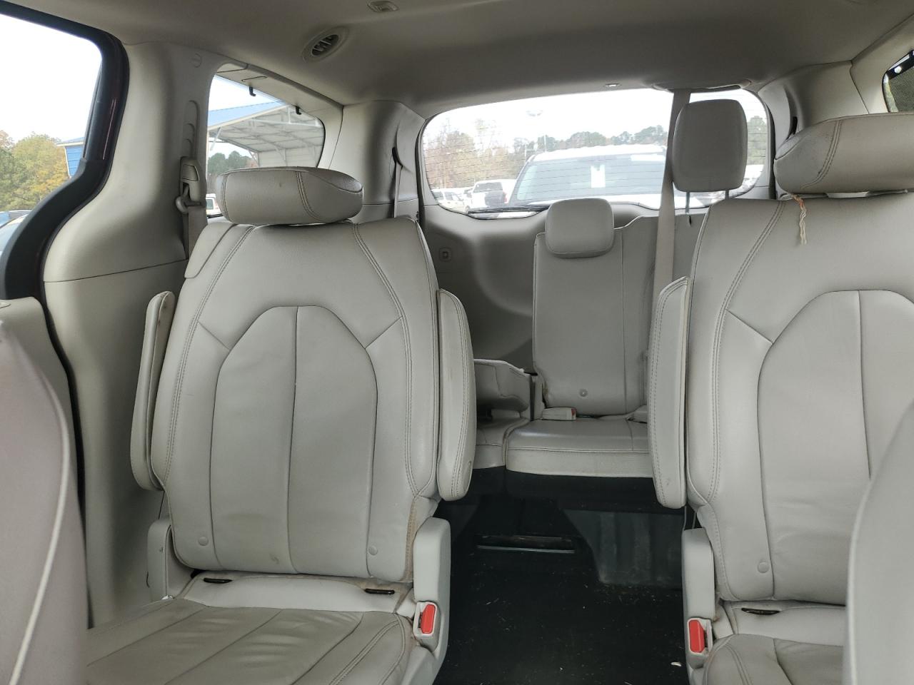 2017 Chrysler Pacifica Touring L VIN: 2C4RC1BG1HR670382 Lot: 93399985