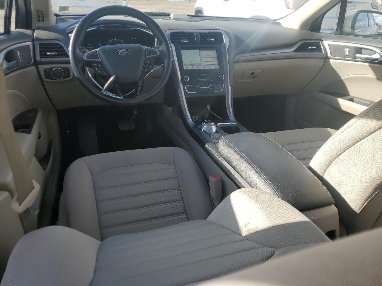 2019 Ford Fusion Se VIN: 3FA6P0LU6KR195695 Lot: 93187225