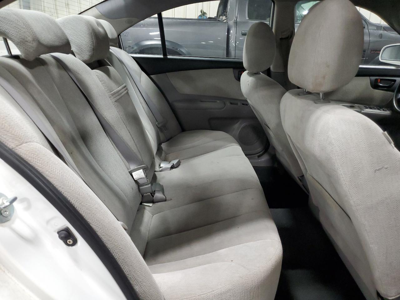 2008 Kia Optima Lx VIN: KNAGE123985275326 Lot: 86445265