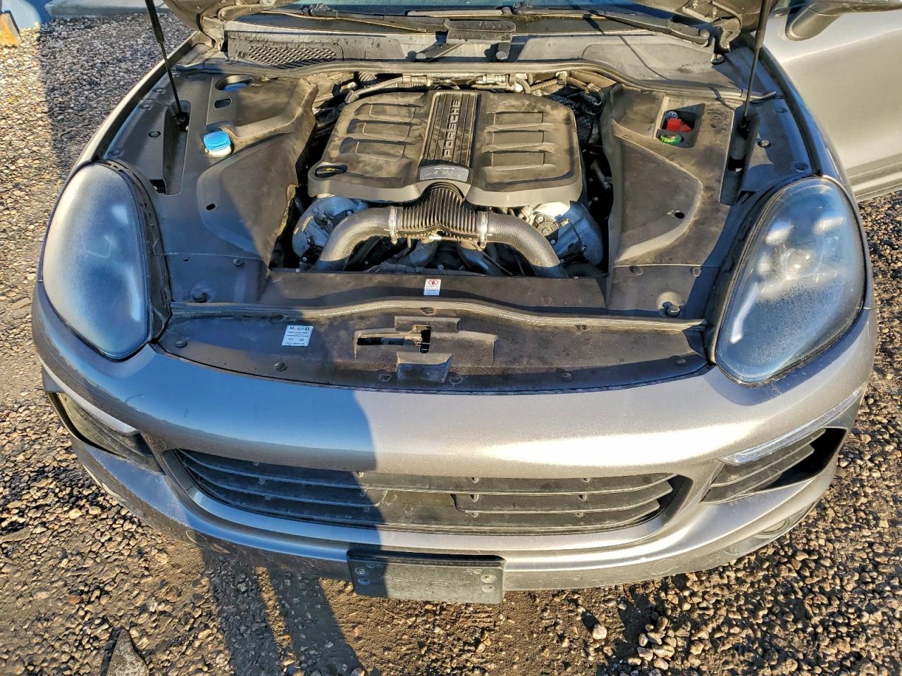 2017 Porsche Cayenne S VIN: WP1AB2A23HLA53617 Lot: 92751715