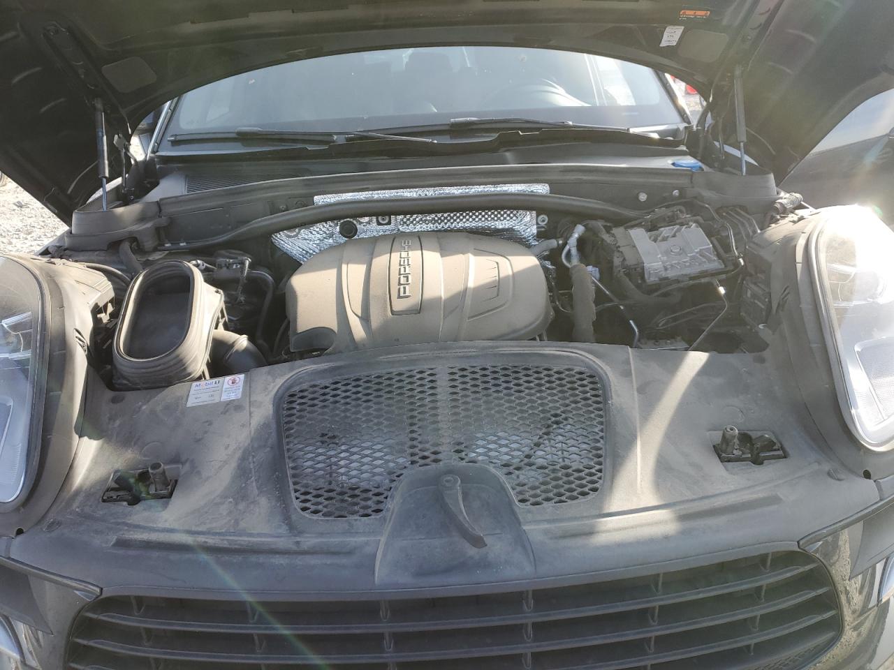 2020 Porsche Macan VIN: WP1AA2A54LLB12440 Lot: 90747715