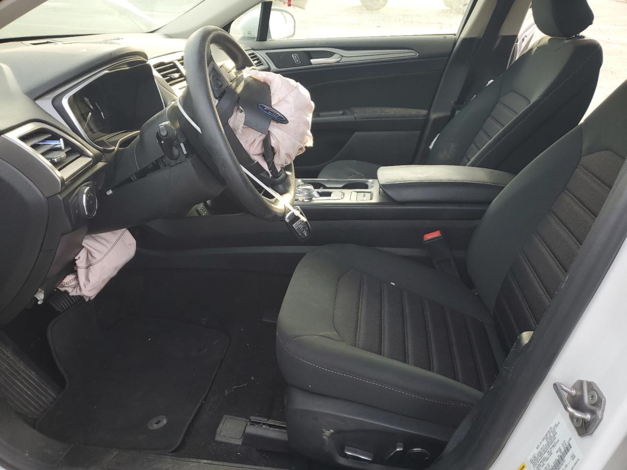 2019 Ford Fusion Se VIN: 3FA6P0LU9KR258725 Lot: 93123195