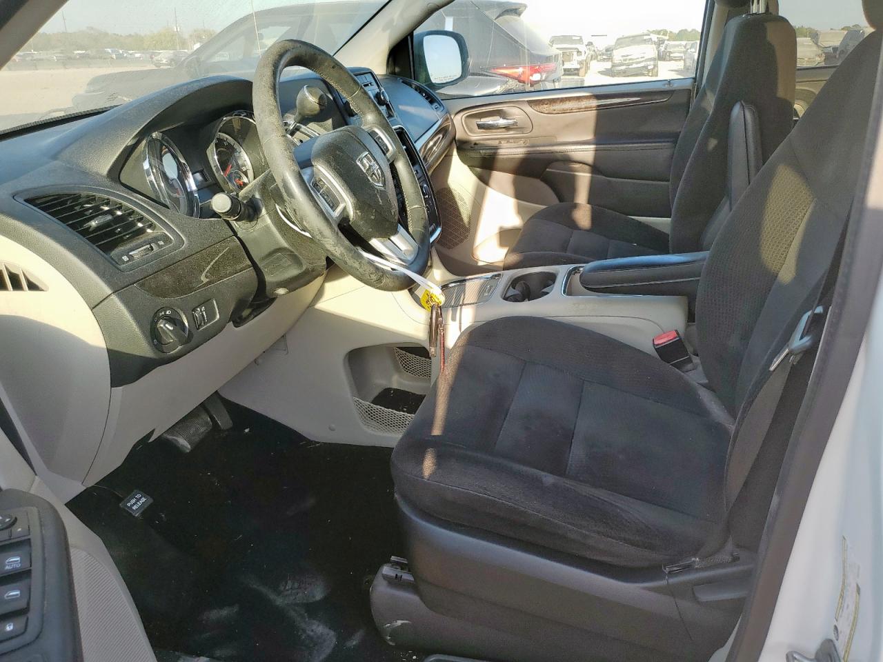 2016 Dodge Grand Caravan Sxt VIN: 2C4RDGCG3GR324590 Lot: 93335595