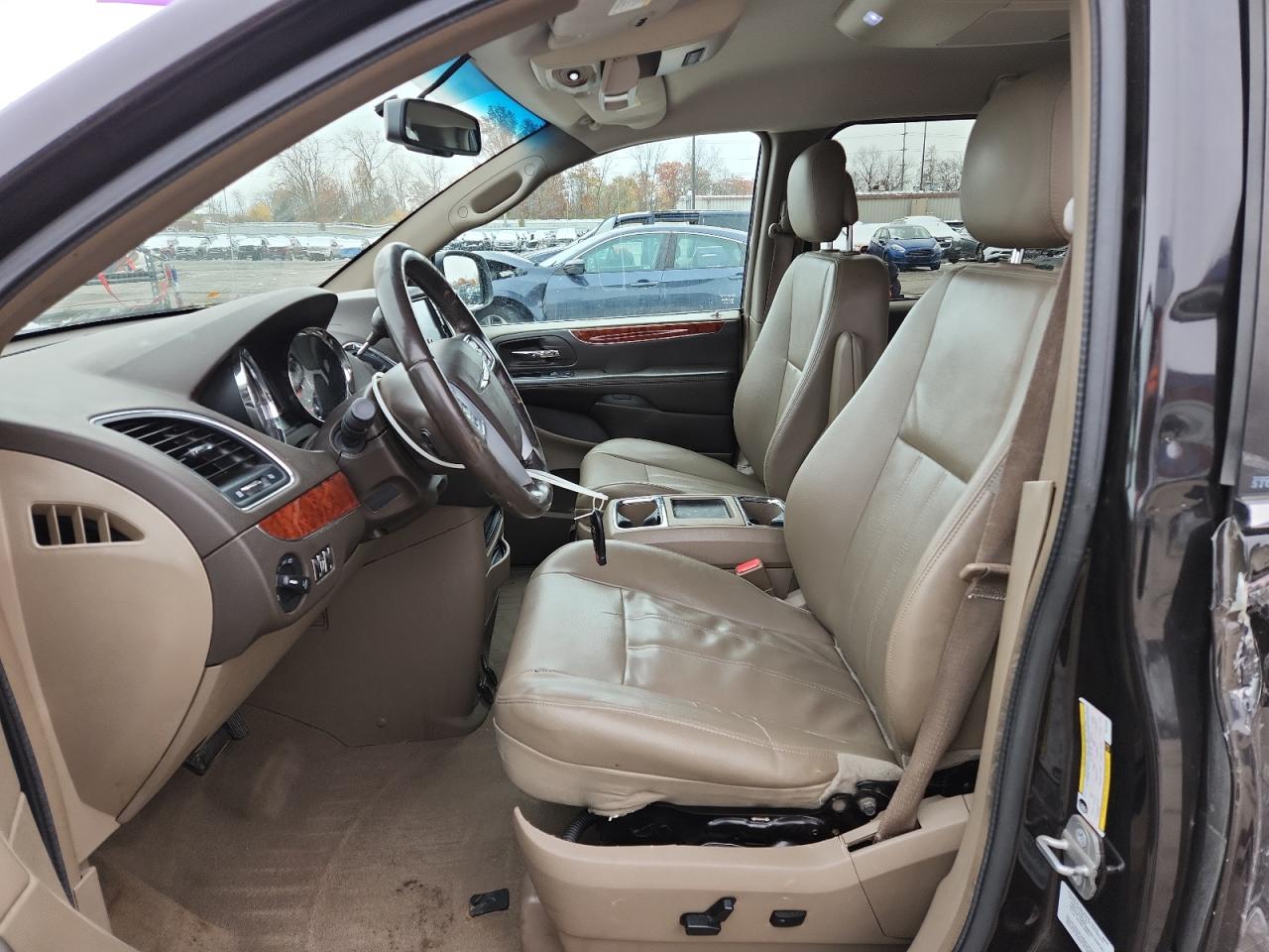 2014 Chrysler Town & Country Touring VIN: 2C4RC1BG7ER219484 Lot: 92286785