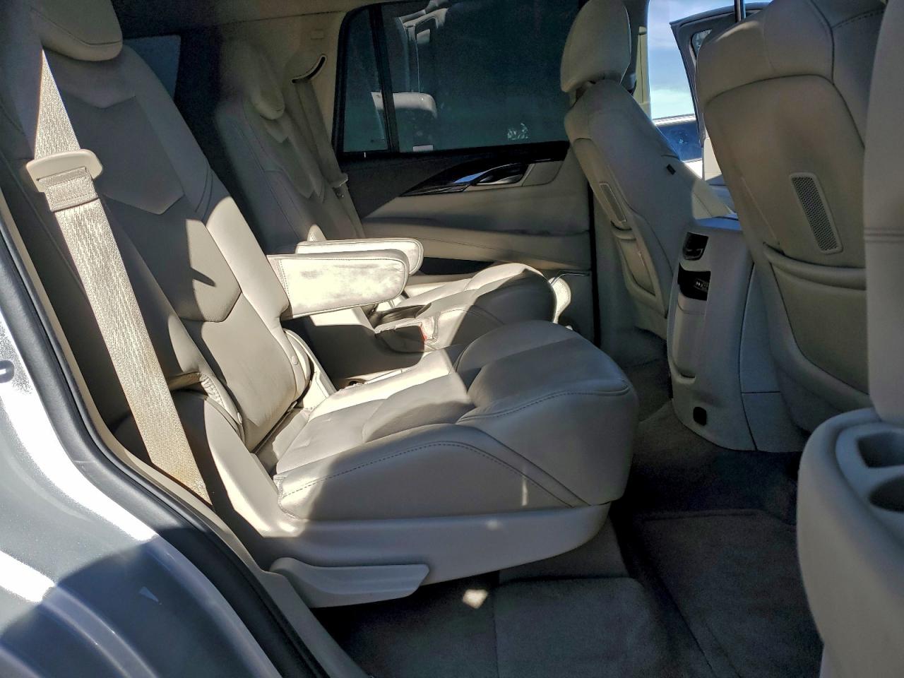 2016 Cadillac Escalade Luxury VIN: 1GYS4BKJ6GR149740 Lot: 85430535