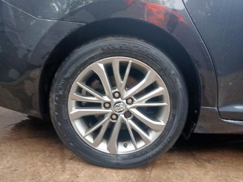 2017 TOYOTA AVENSIS 2.0D BUSINESS EDITION 5DR