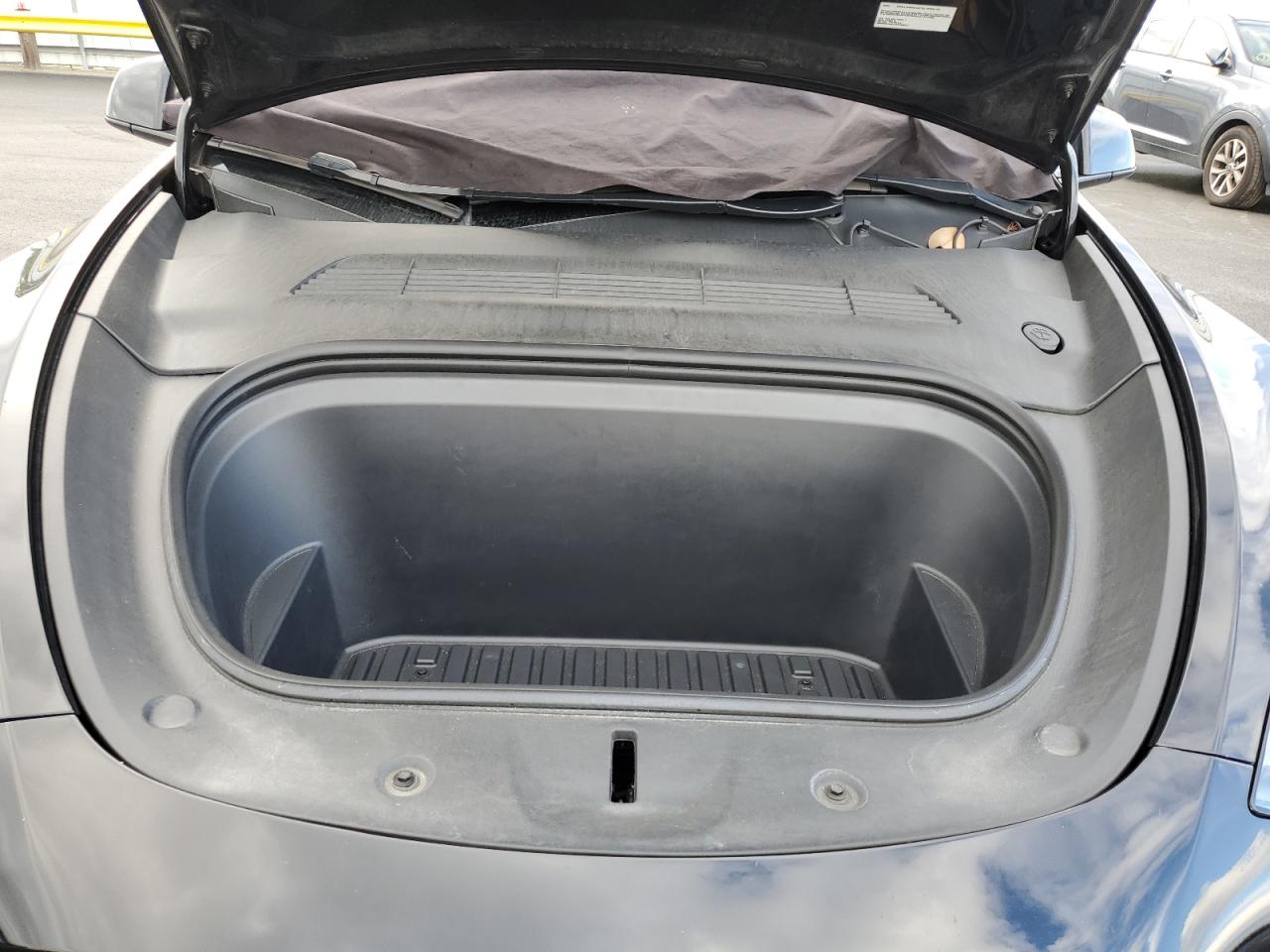 2023 Tesla Model Y VIN: 7SAYGDEE2PF760231 Lot: 93517345