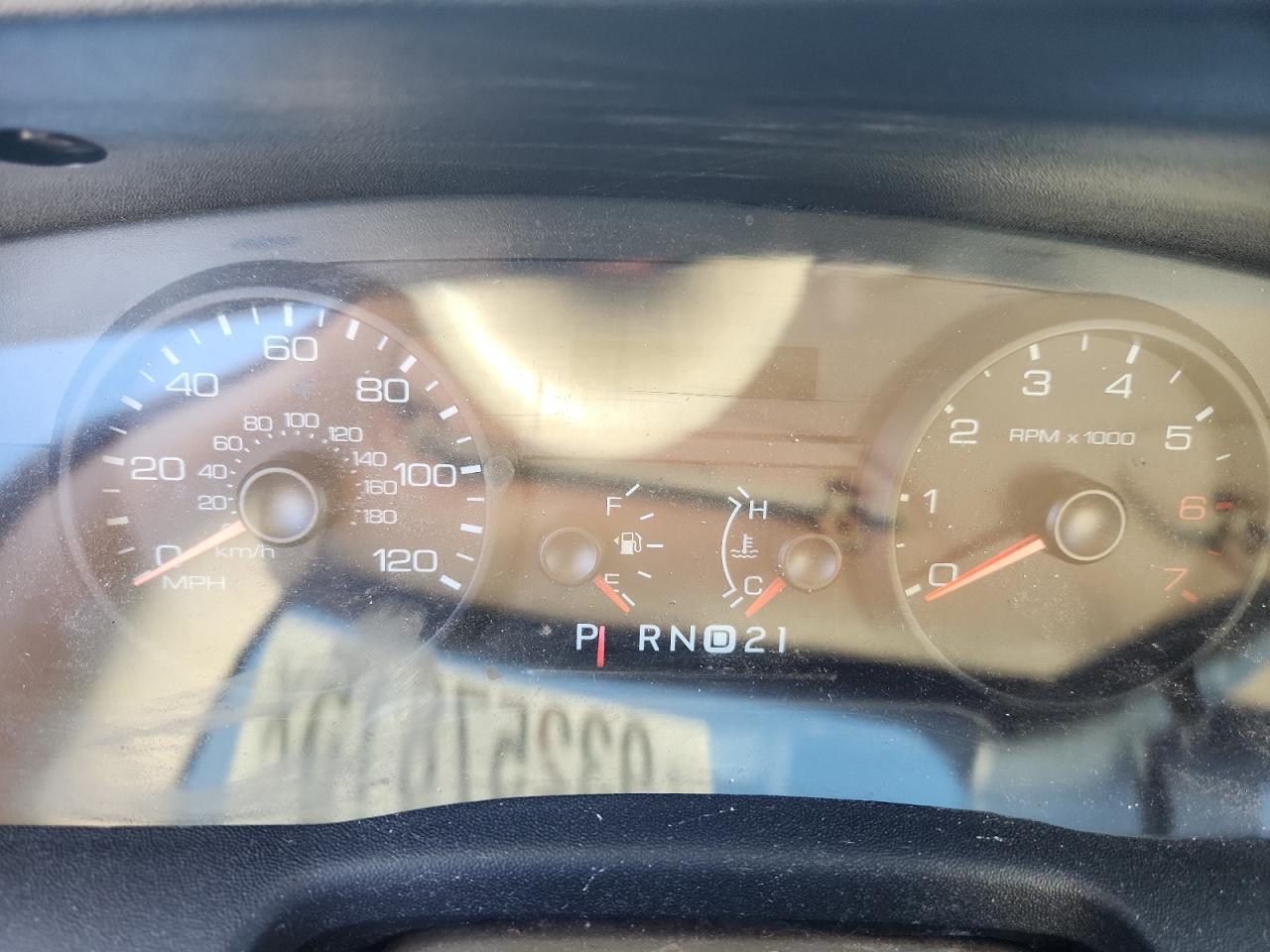 2007 Ford Crown Victoria VIN: 2FAFP73V07X124762 Lot: 93257815