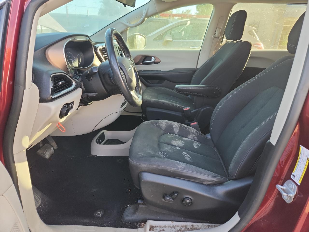 2020 Chrysler Voyager Lx VIN: 2C4RC1CG0LR111493 Lot: 92592885