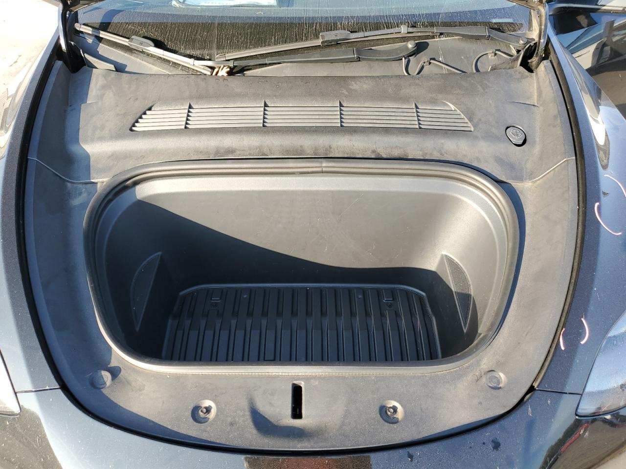 2022 Tesla Model Y VIN: 7SAYGDEF2NF453521 Lot: 94080645