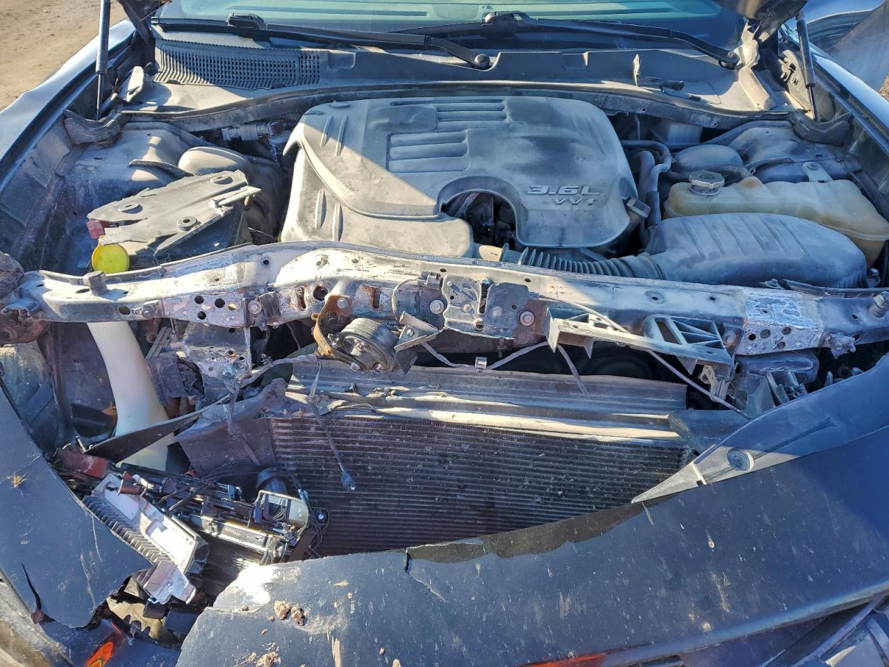 2019 Dodge Charger Sxt VIN: 2C3CDXJG2KH671372 Lot: 94094665