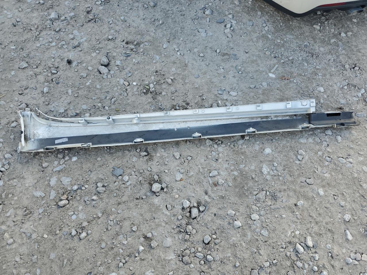 2013 Cadillac X6 M VIN: 1G6AH5RX4D0142841 Lot: 85856645