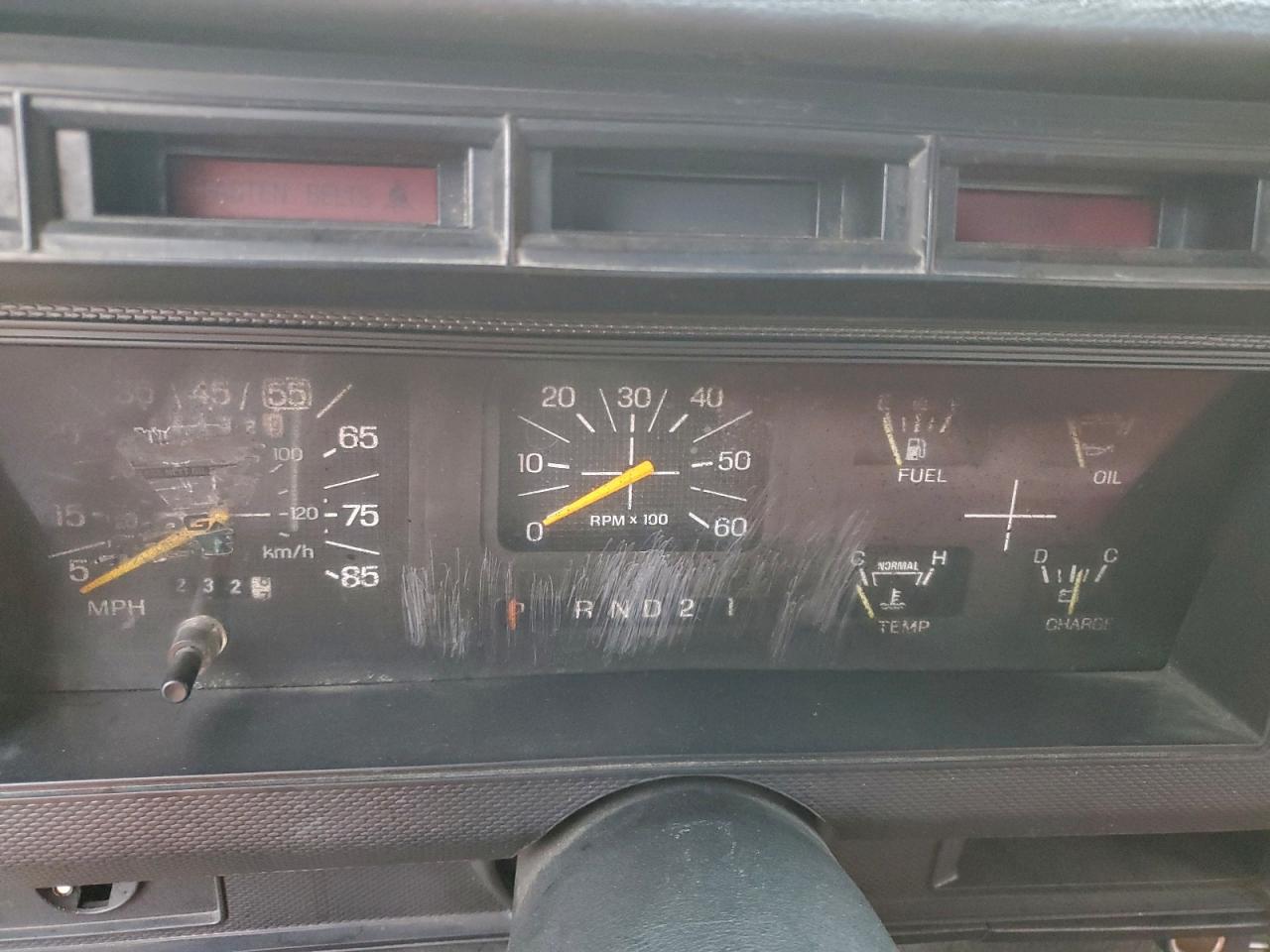 1986 Ford F-350 Cab & Chassis VIN: 1FDKF37L6GNA10369 Lot: 93813915