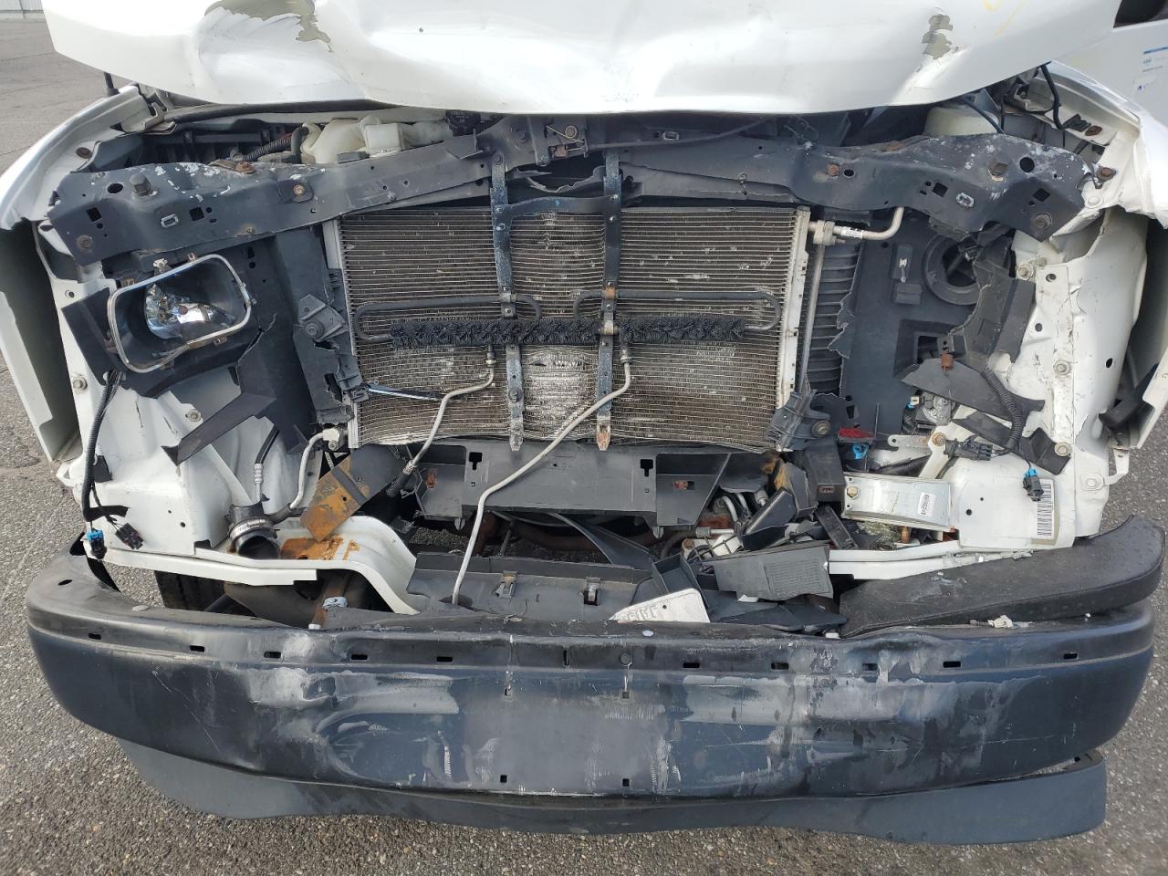 2017 Chevrolet Express G2500 Delivery Van VIN: 1GCWGAFFXH1318592 Lot: 92176435