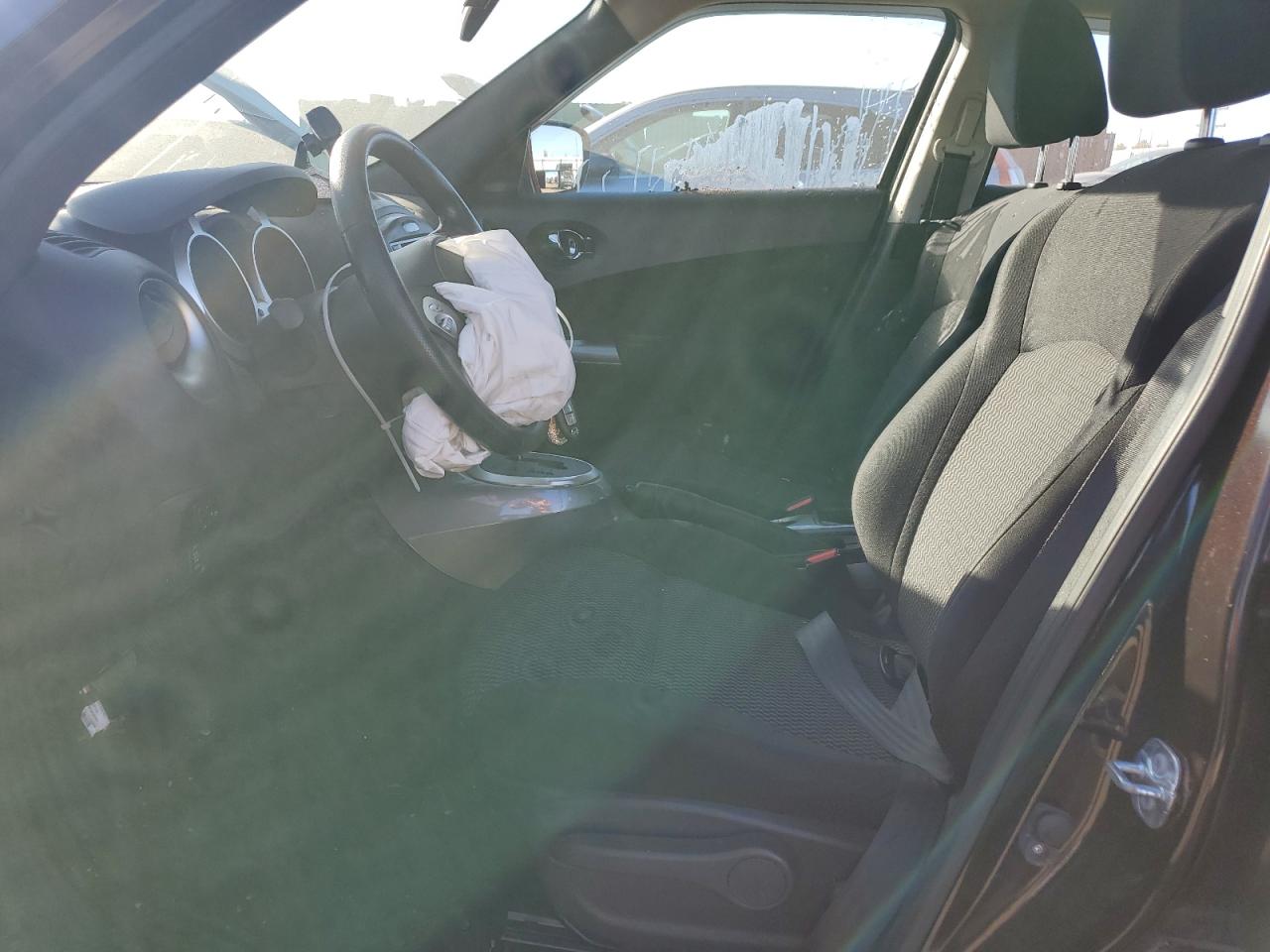 2015 Nissan Juke S VIN: JN8AF5MV2FT559664 Lot: 90792705