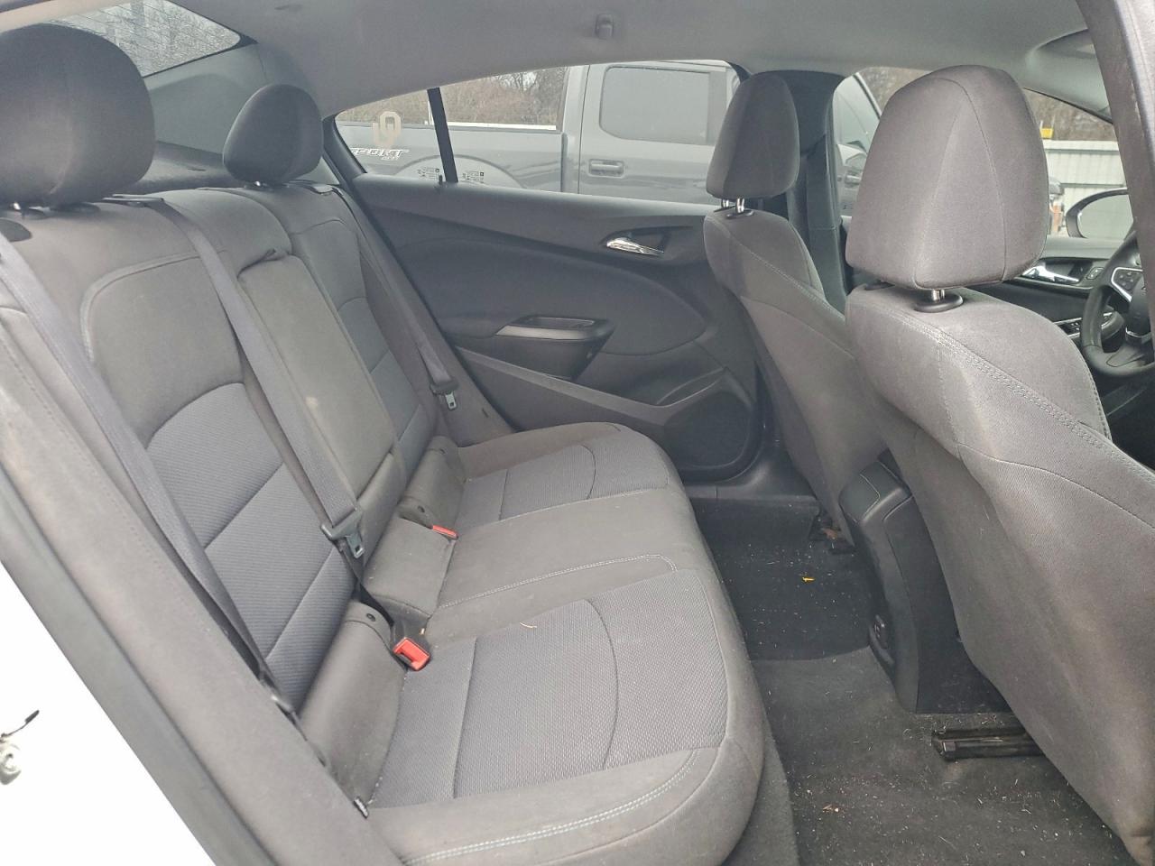 2019 Chevrolet Cruze Lt VIN: 1G1BE5SM1K7121579 Lot: 94332945