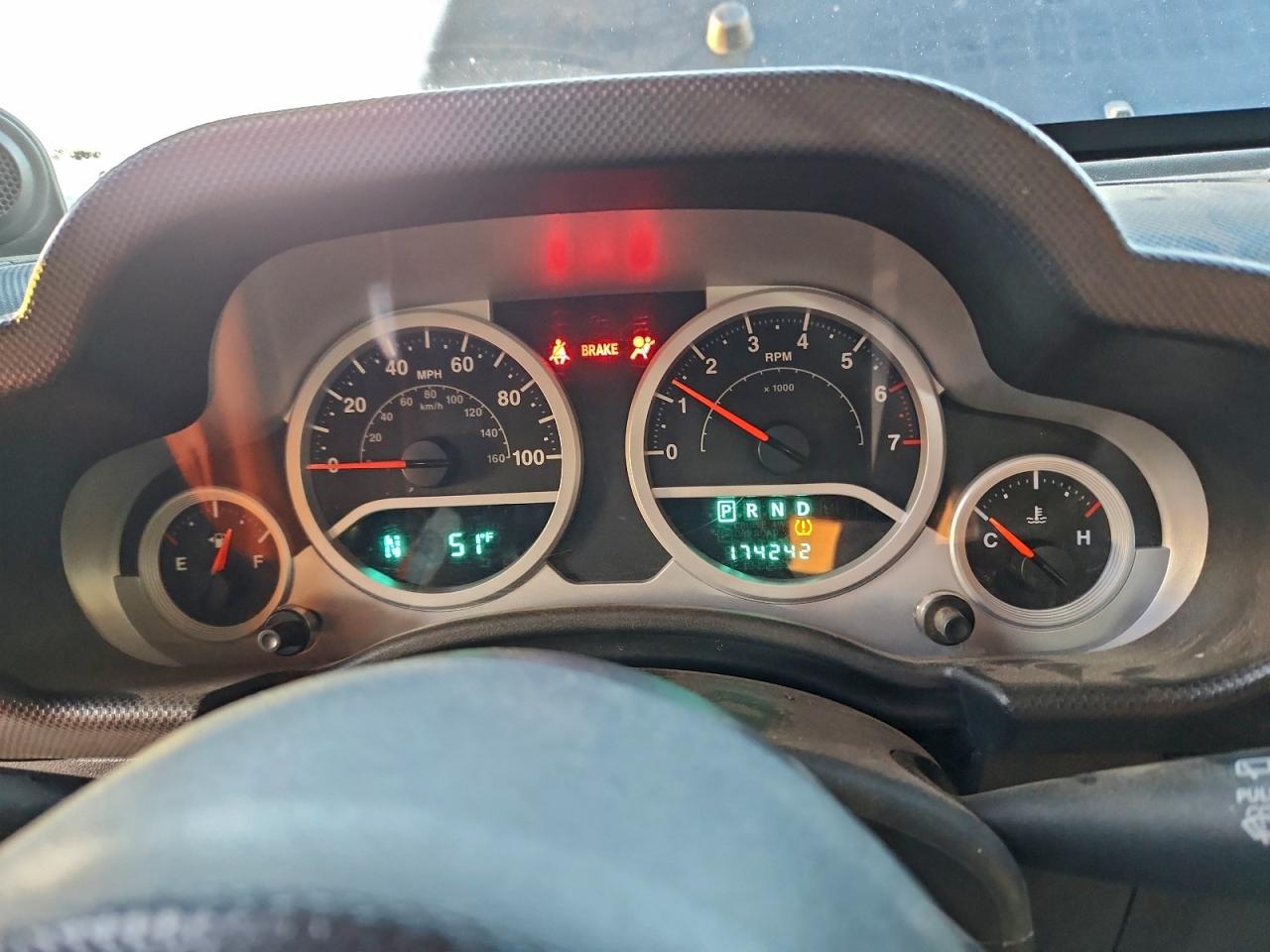 2008 Jeep Wrangler Unlimited Sahara VIN: 1J4GA59168L631974 Lot: 94516735