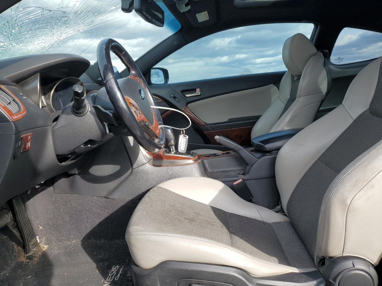 2013 Hyundai Genesis Coupe 2.0T VIN: KMHHT6KD0DU087633 Lot: 92706515