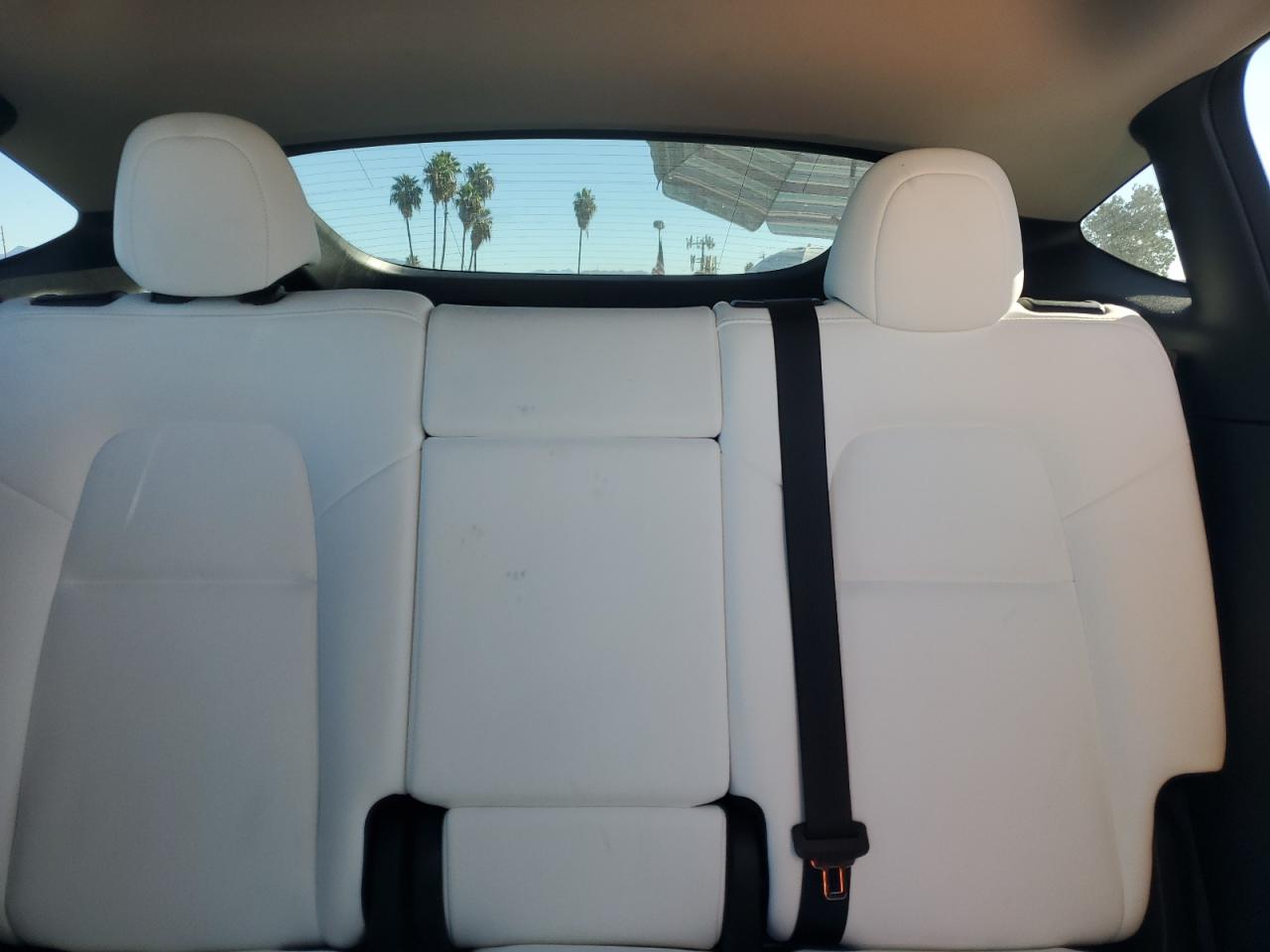 2022 Tesla Model Y VIN: 7SAYGDEF0NF383095 Lot: 90928825