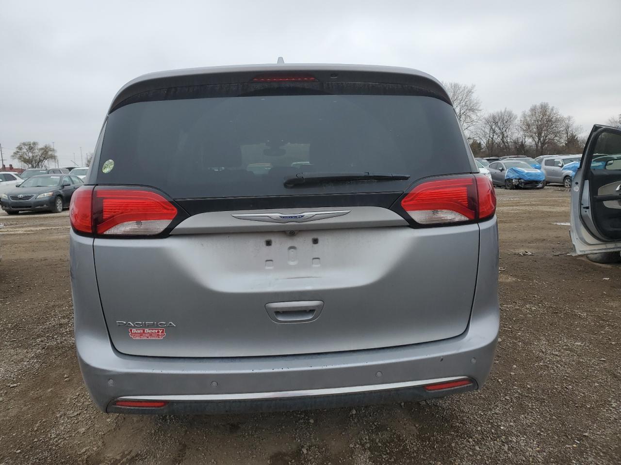 2020 Chrysler Pacifica Touring L VIN: 2C4RC1BG5LR133538 Lot: 91661235