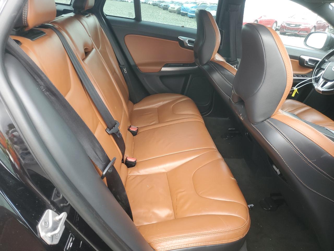 2015 Volvo V60 Premier VIN: YV126MEB3F1186073 Lot: 93159405