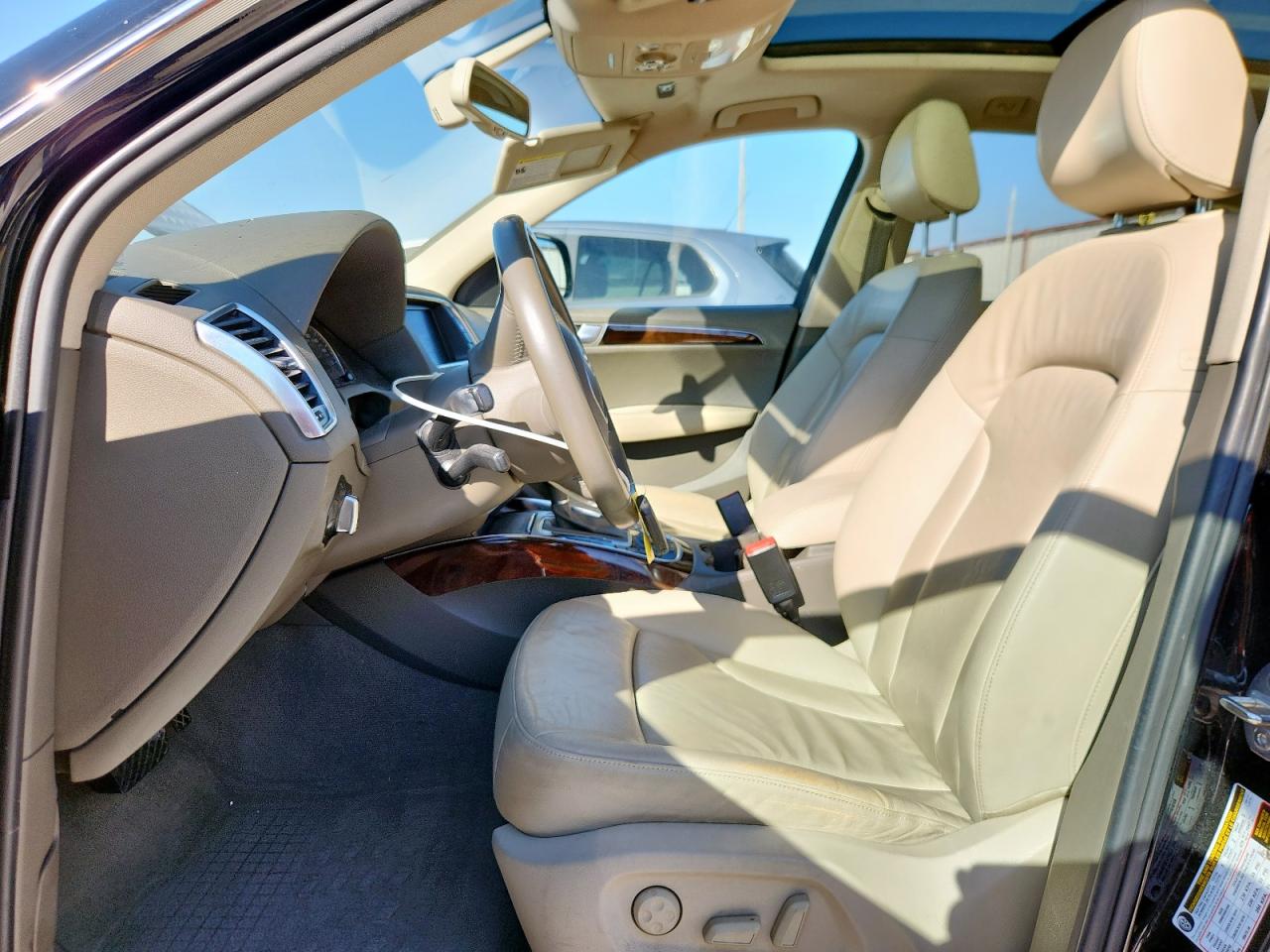 2011 Audi Q5 Premium Plus VIN: WA1LFAFP4BA042703 Lot: 92947115