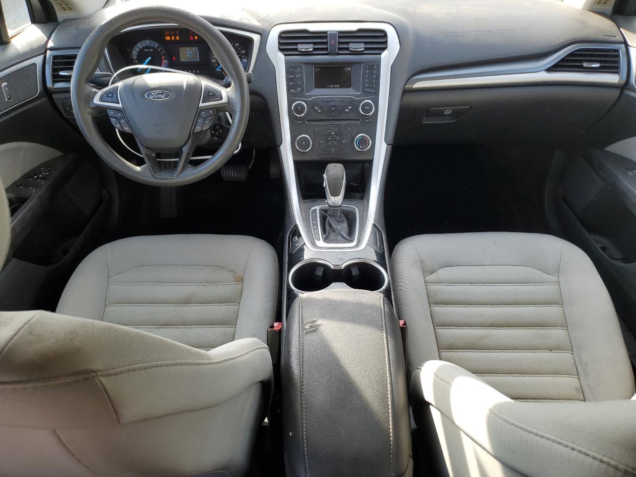 2015 Ford Fusion S VIN: 3FA6P0G70FR244738 Lot: 91656645