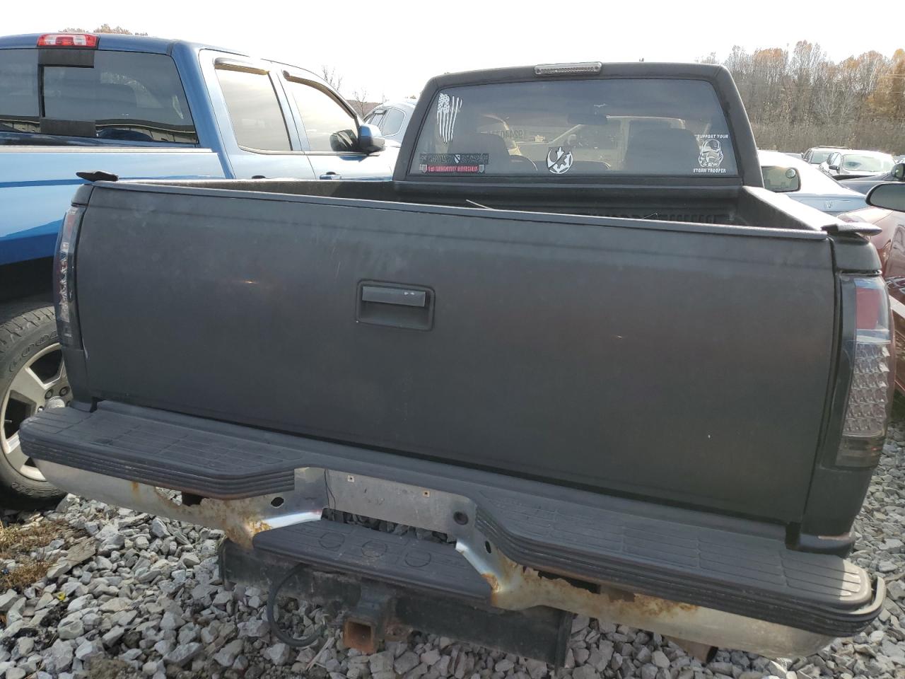 1996 Chevrolet Gmt-400 K1500 VIN: 1GCEK14R0TZ215568 Lot: 92440775