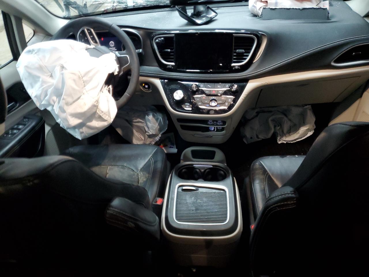 2022 Chrysler Pacifica Touring L VIN: 2C4RC1BGXNR149673 Lot: 92401945