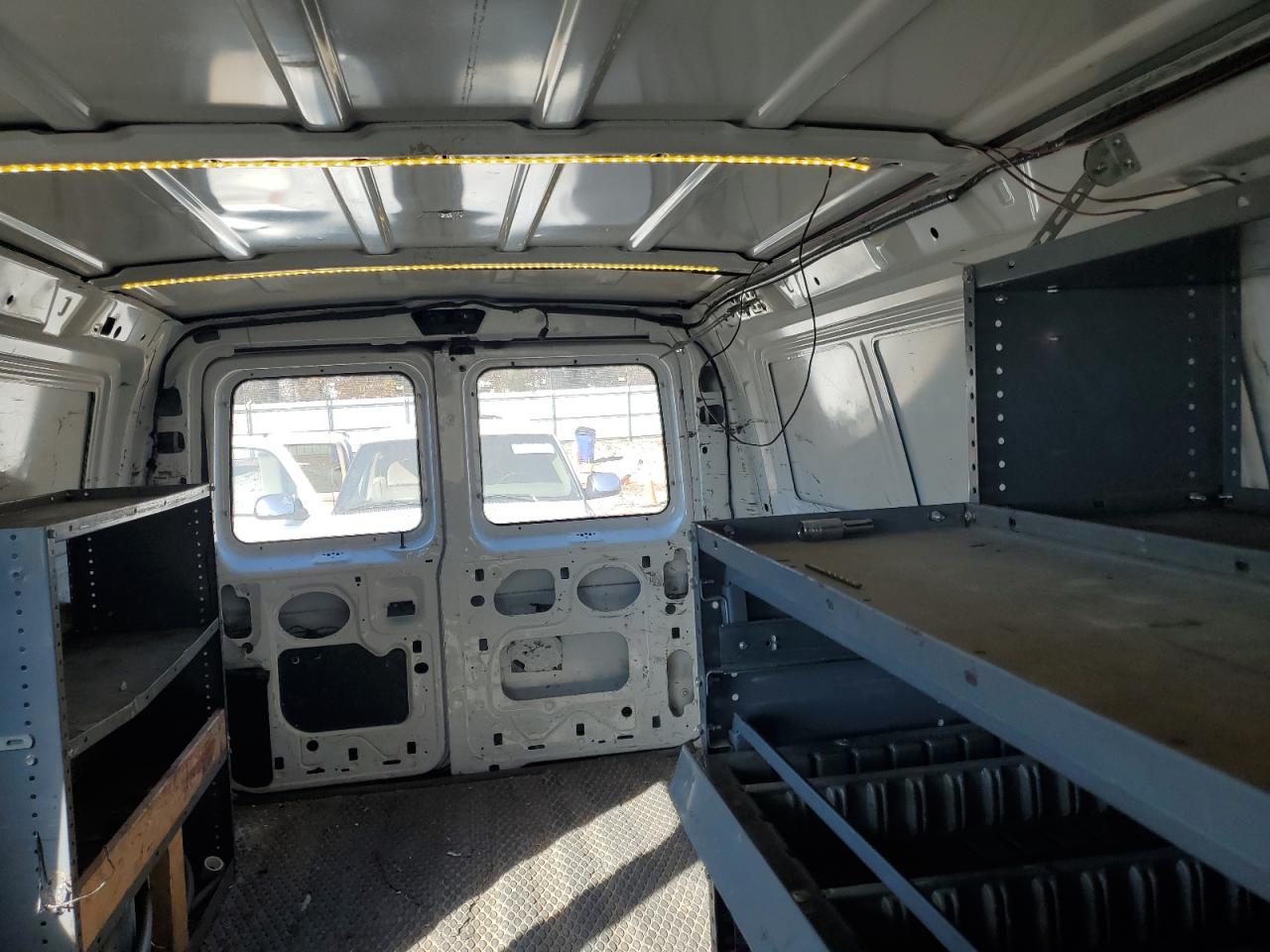 2006 Ford Econoline E 350 VIN: 1FTNE24L36HB33028 Lot: 92988225