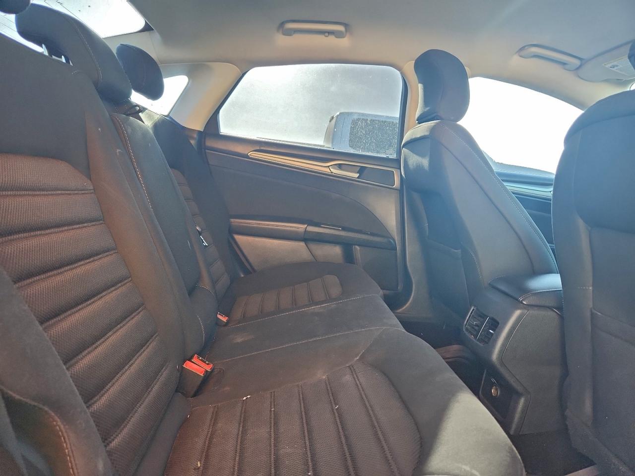 2017 Ford Fusion Se VIN: 3FA6P0H71HR217887 Lot: 94418275