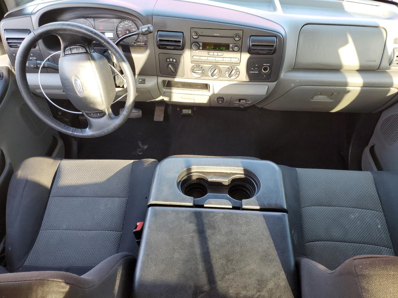 2005 Ford F250 Super Duty VIN: 1FTSX21515EA71874 Lot: 90693555