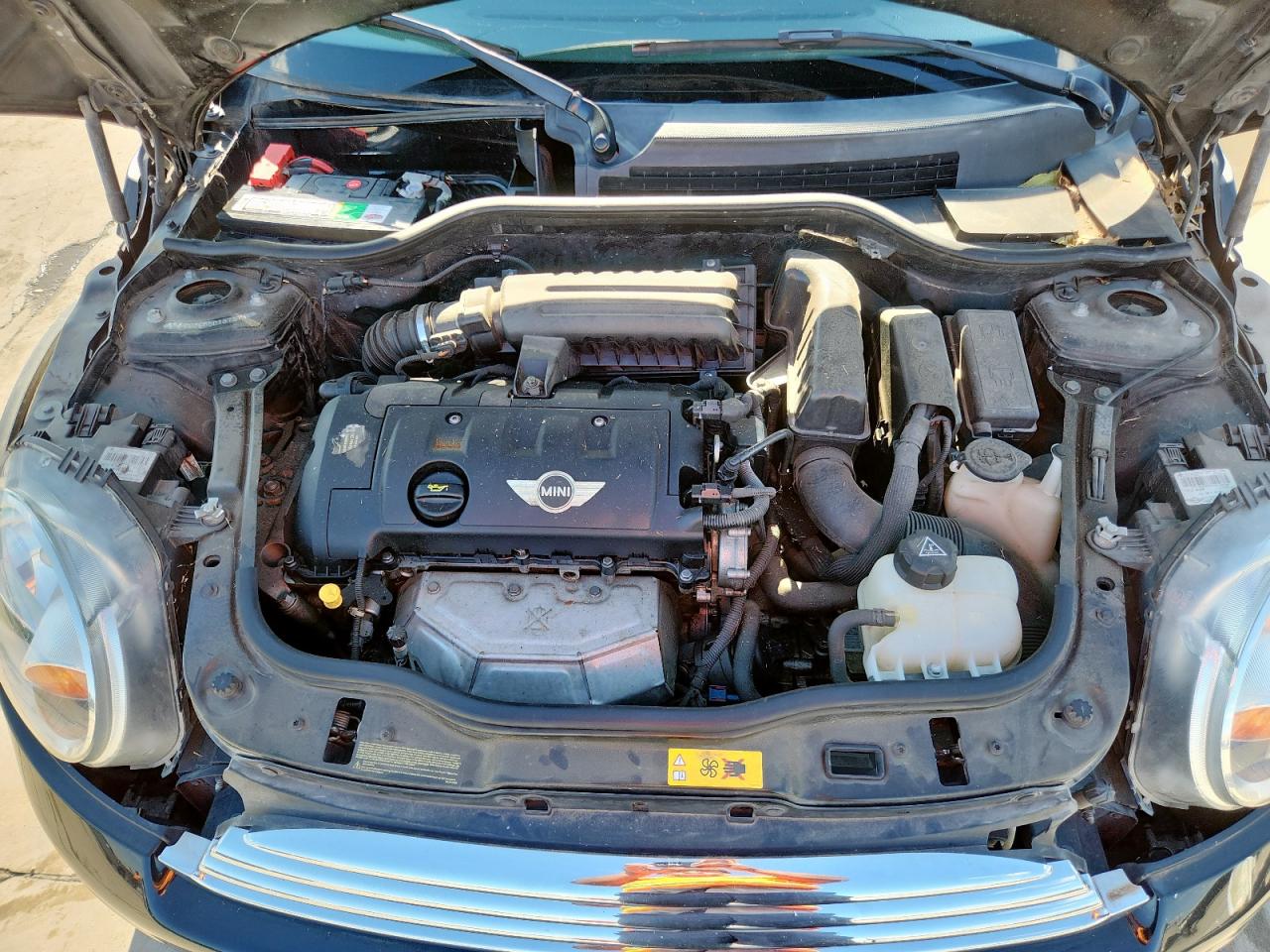 2013 Mini Cooper VIN: WMWSU3C55DT373798 Lot: 92925735