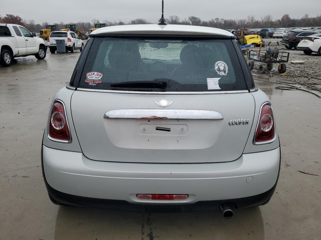 2011 Mini Cooper VIN: WMWSU3C58BT091149 Lot: 93747425