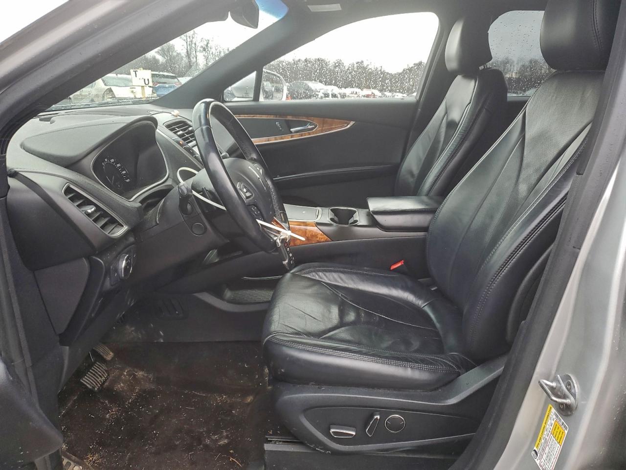 2017 Lincoln Mkx Reserve VIN: 2LMPJ8LR1HBL24136 Lot: 94492605