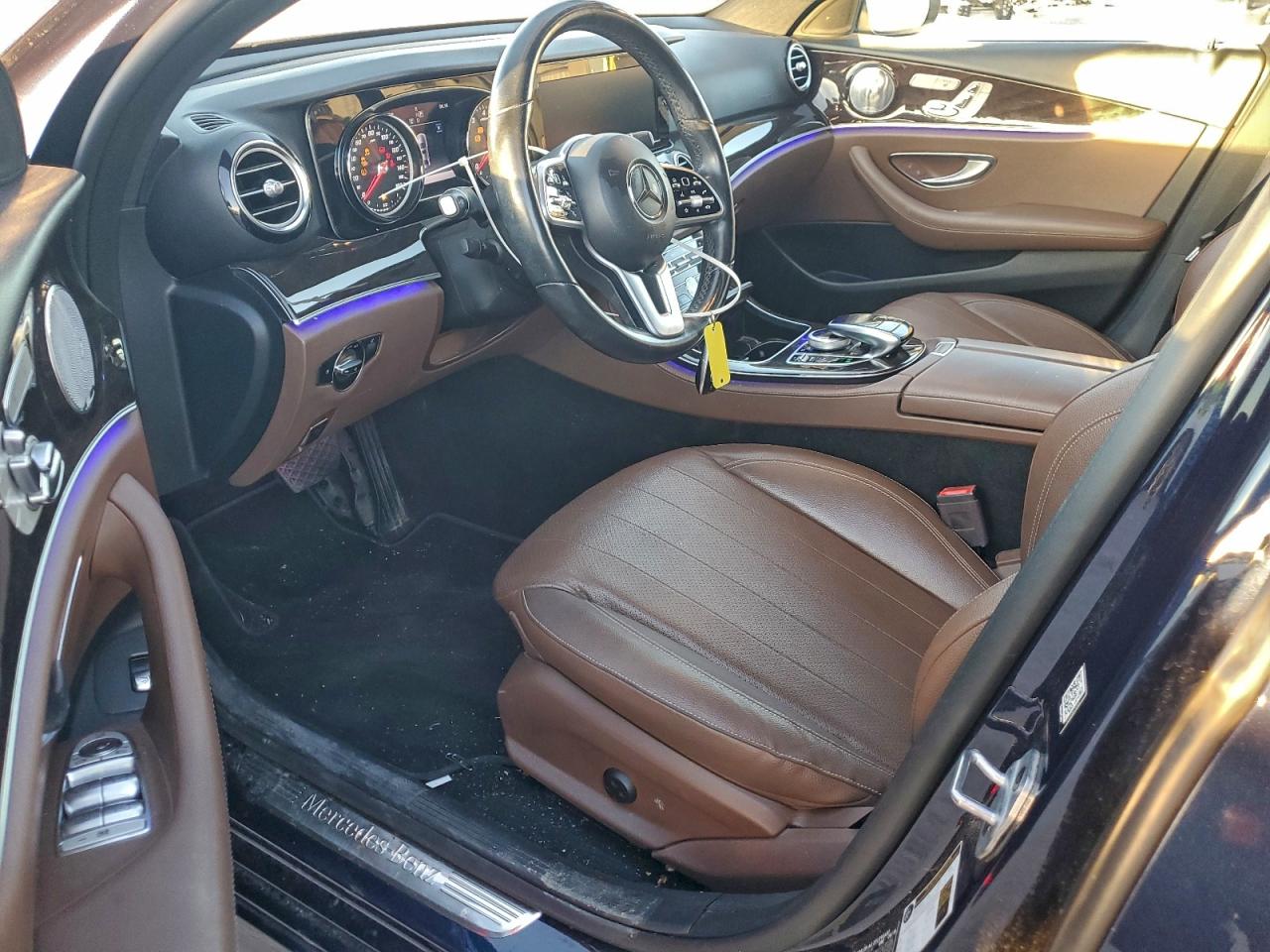 2019 Mercedes-Benz E 300 VIN: WDDZF4JB0KA545972 Lot: 93788935