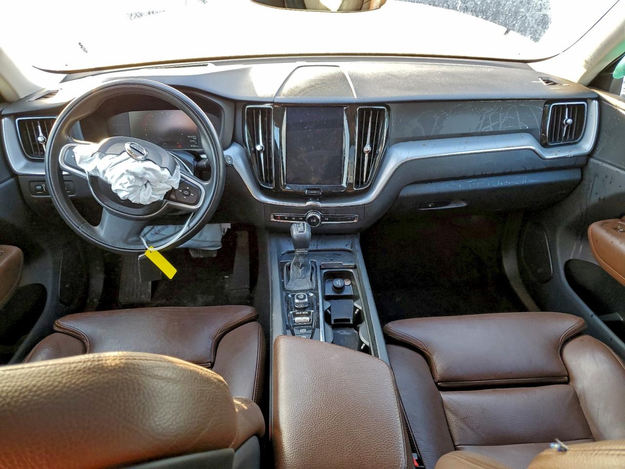 2019 Volvo Xc60 T5 Momentum VIN: LYV102DK8KB206099 Lot: 94103015