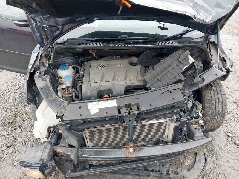 2012 VOLKSWAGEN TOURAN 1.6 TDI 105 SE 5DR