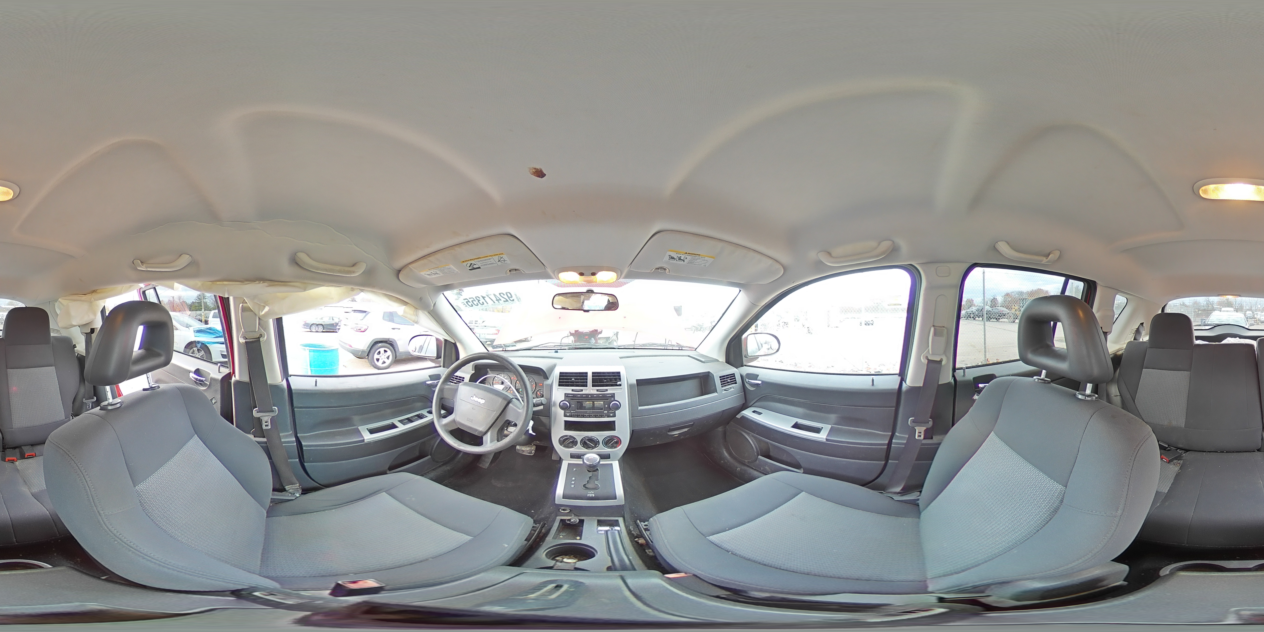 2008 Jeep Compass Sport VIN: 1J8FF47W18D672463 Lot: 92471355