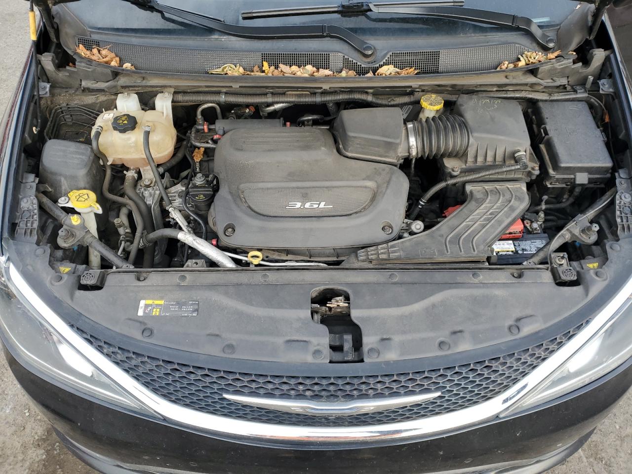 2018 Chrysler Pacifica Limited VIN: 2C4RC1GG0JR226229 Lot: 91633805