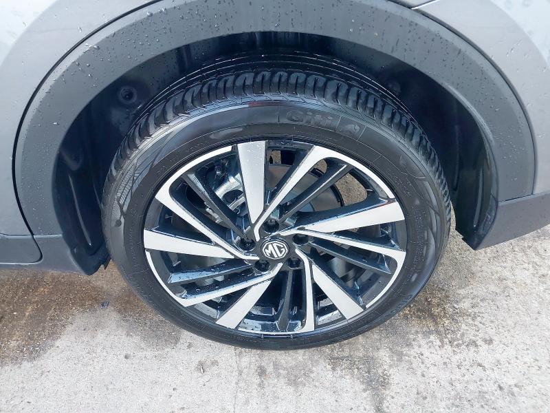 2025 MG MOTOR UK ZS 1.5 HYBRID+ TROPHY 5DR AUTO