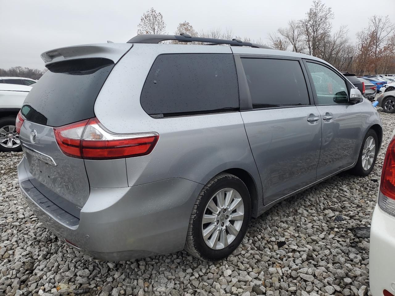 2015 Toyota Sienna Xle VIN: 5TDYK3DCXFS579152 Lot: 92934465