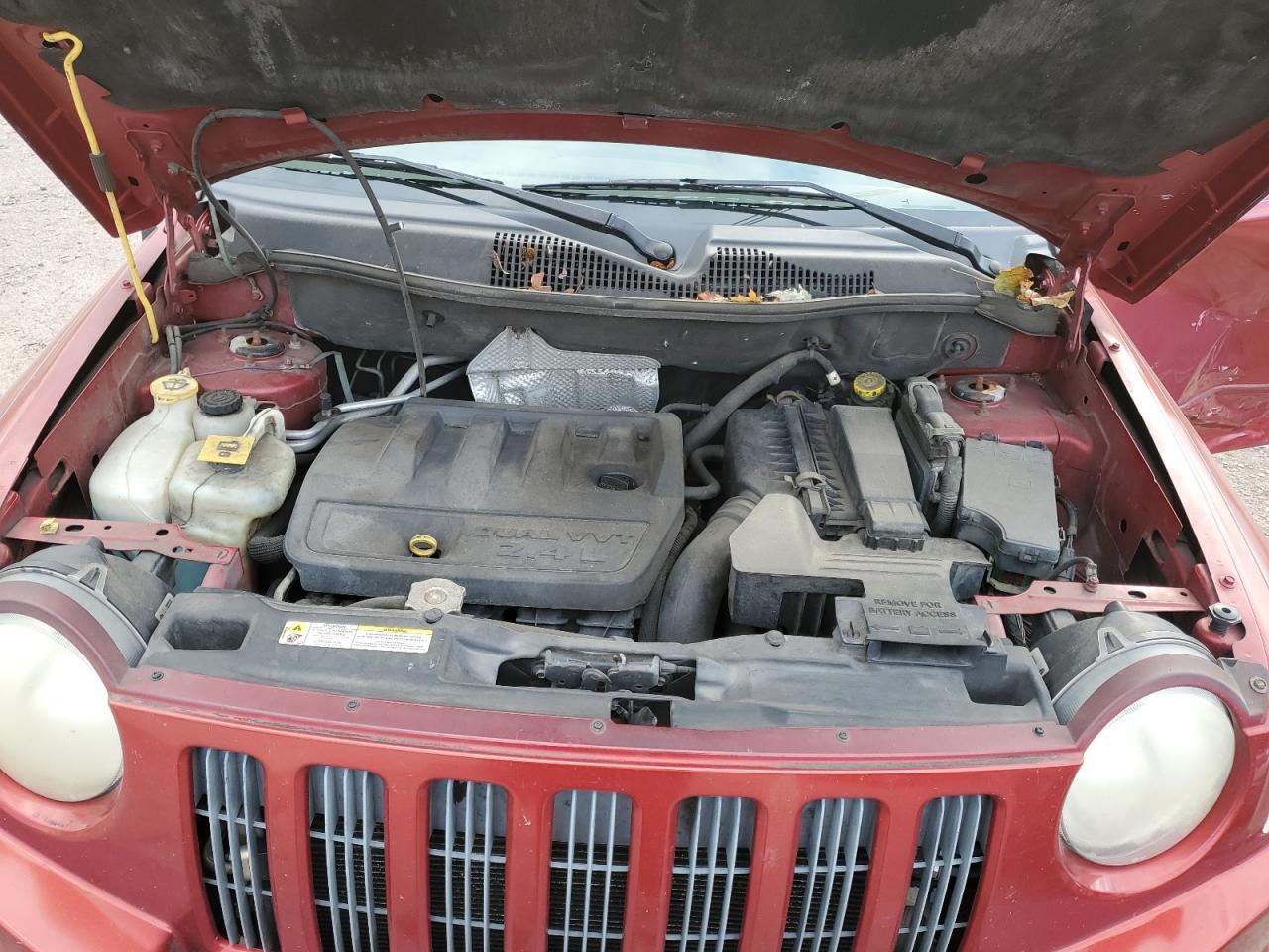 2008 Jeep Compass Sport VIN: 1J8FF47W18D672463 Lot: 92471355