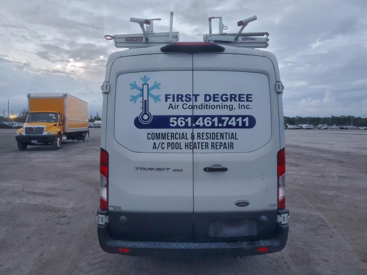 2019 Ford Transit T-250 VIN: 1FTYR2CMXKKA85858 Lot: 93887395