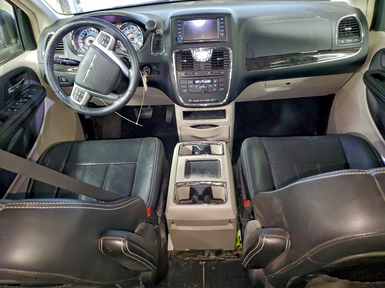 2013 Chrysler Town & Country Touring VIN: 2C4RC1BG8DR793784 Lot: 94121805