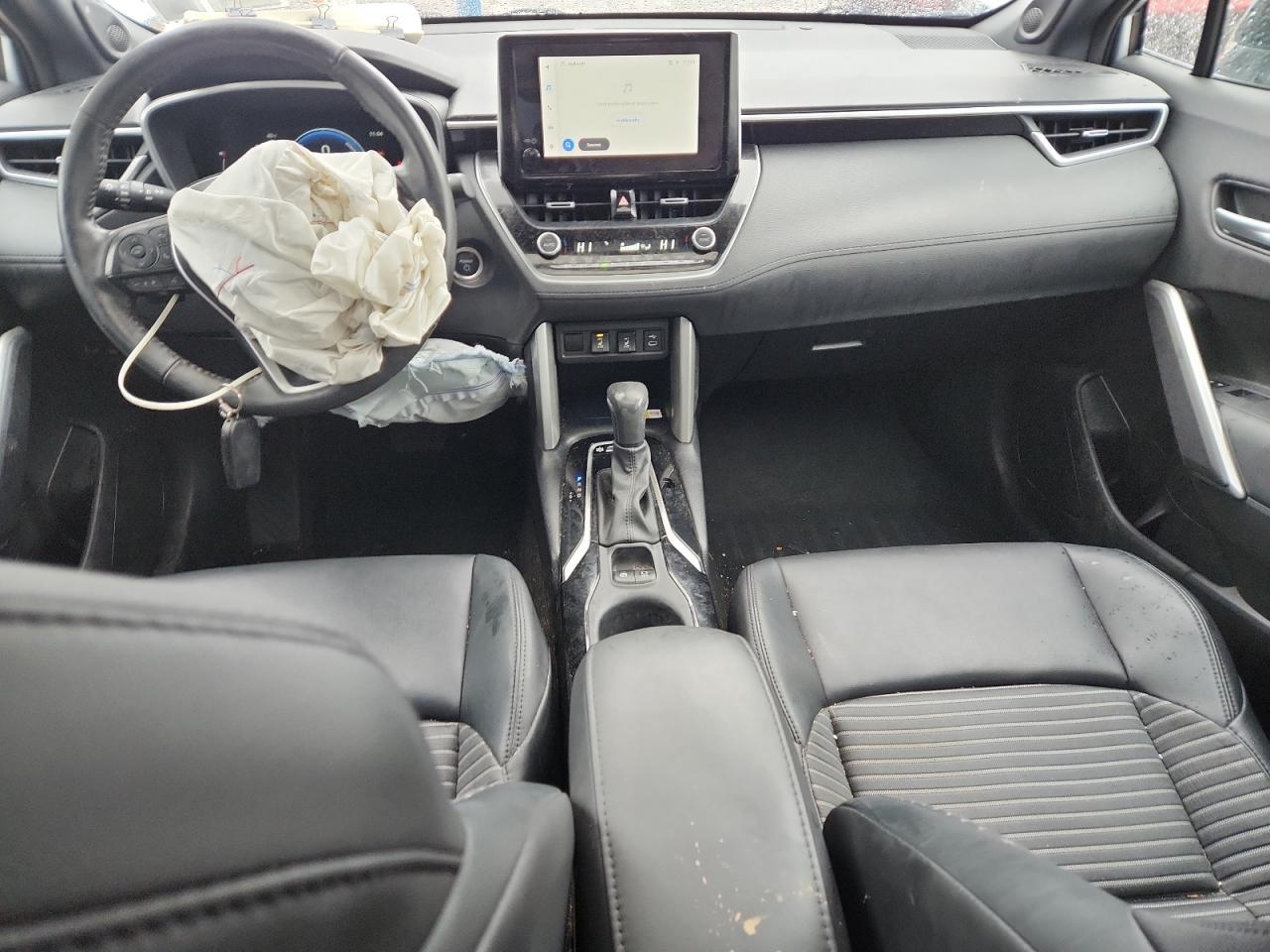 2023 Toyota Corolla Cross Le VIN: 7MUFBABG2PV002754 Lot: 92311465