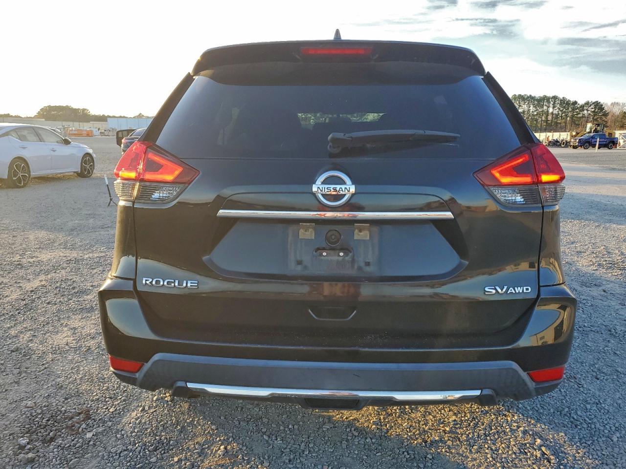 2018 Nissan Rogue S VIN: KNMAT2MV6JP528227 Lot: 94417655